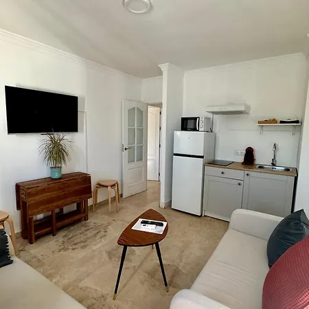 Avanel Apartment